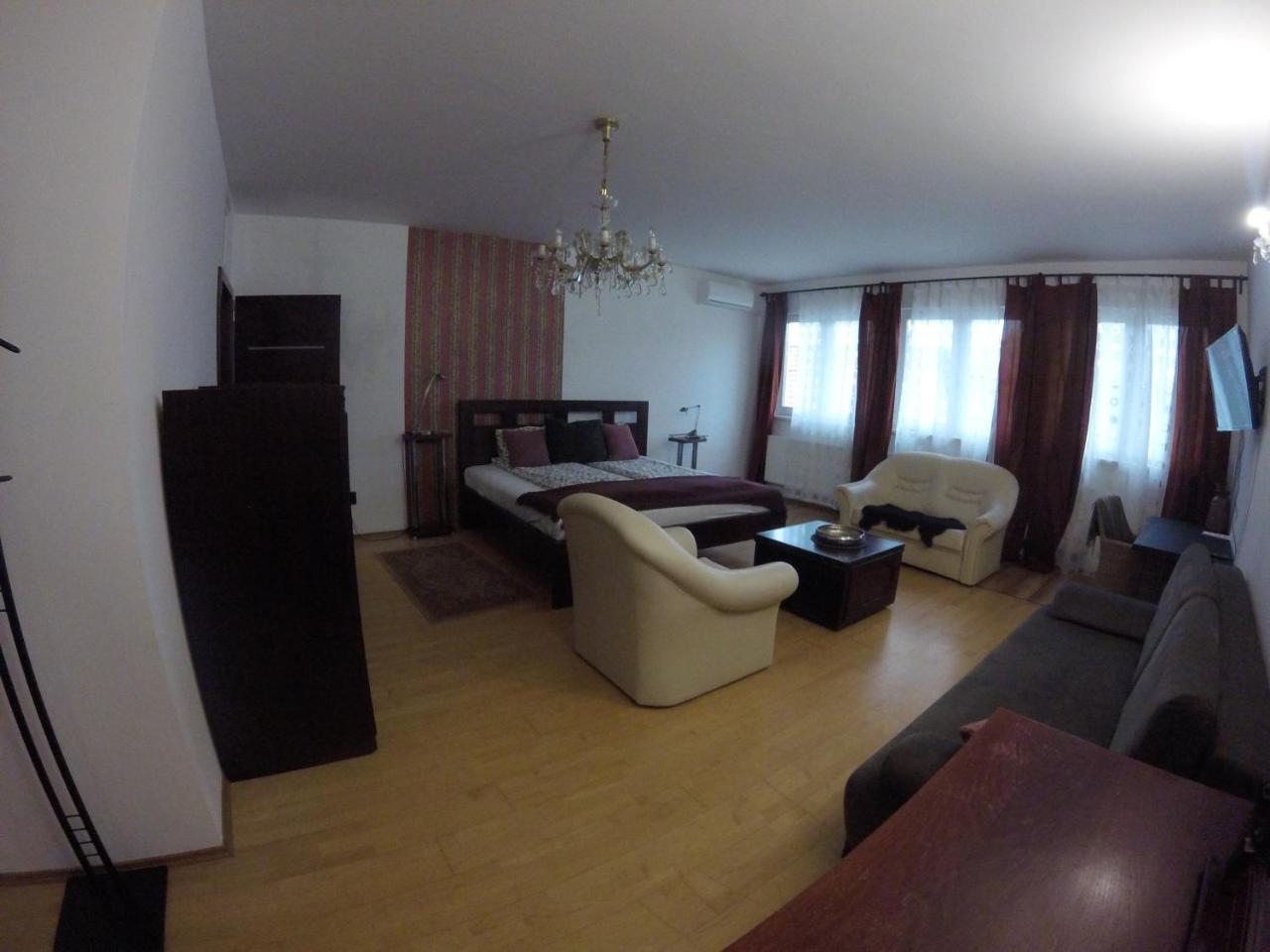 Dozsahaz Hotel Залегершег Екстериор снимка